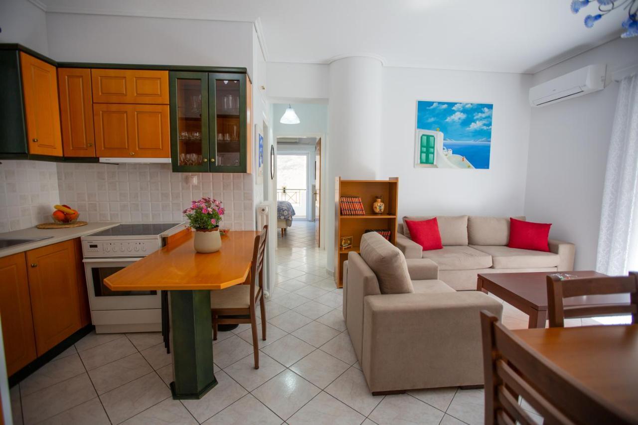 Poly'S Charming Home - City Center & Near The Beach 2Bedroom Apartment Nafpaktos エクステリア 写真