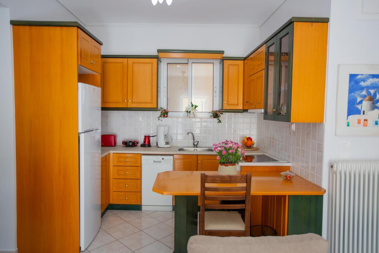 Poly'S Charming Home - City Center & Near The Beach 2Bedroom Apartment Nafpaktos エクステリア 写真
