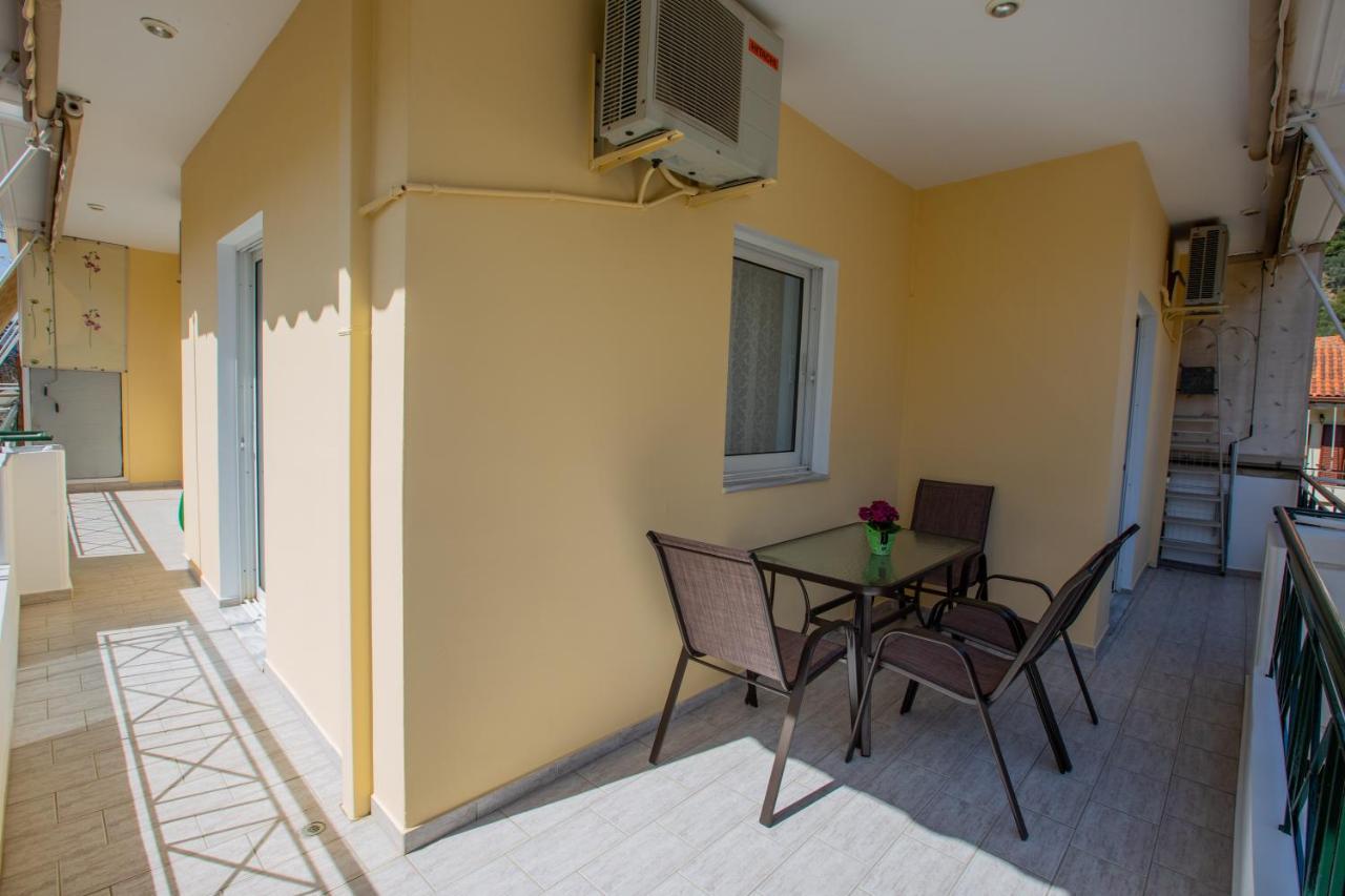 Poly'S Charming Home - City Center & Near The Beach 2Bedroom Apartment Nafpaktos エクステリア 写真